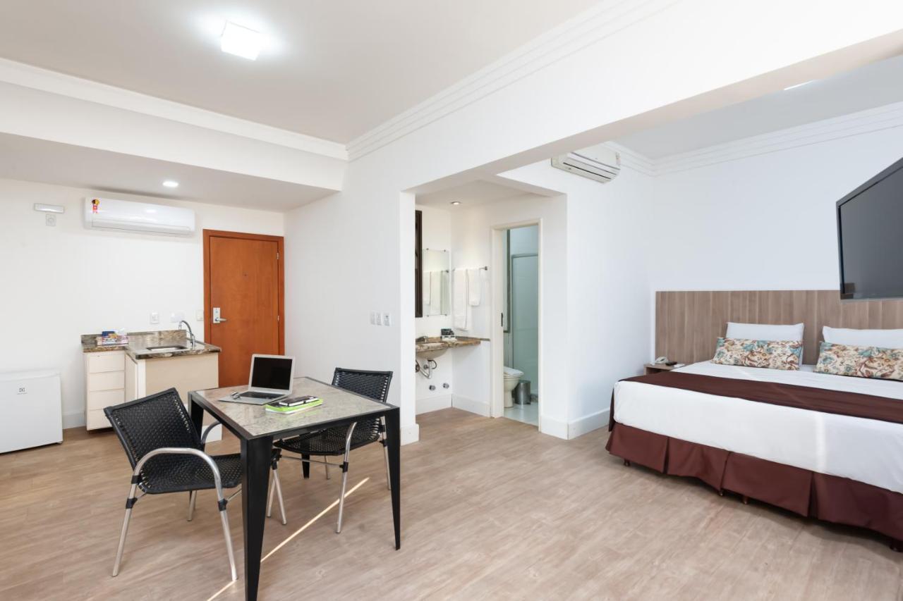 Hotel Slaviero Vitória Exteriér fotografie