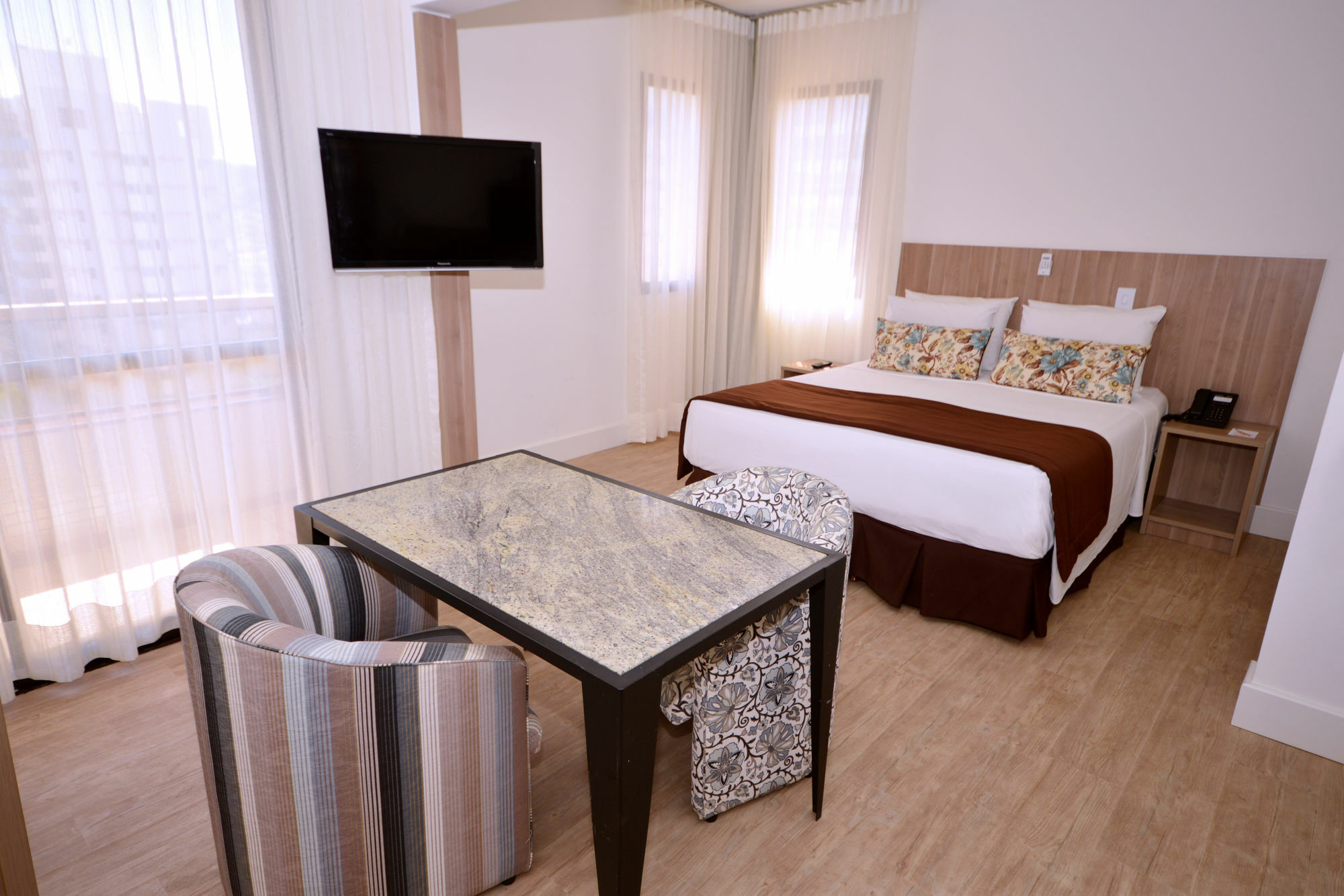 Hotel Slaviero Vitória Exteriér fotografie